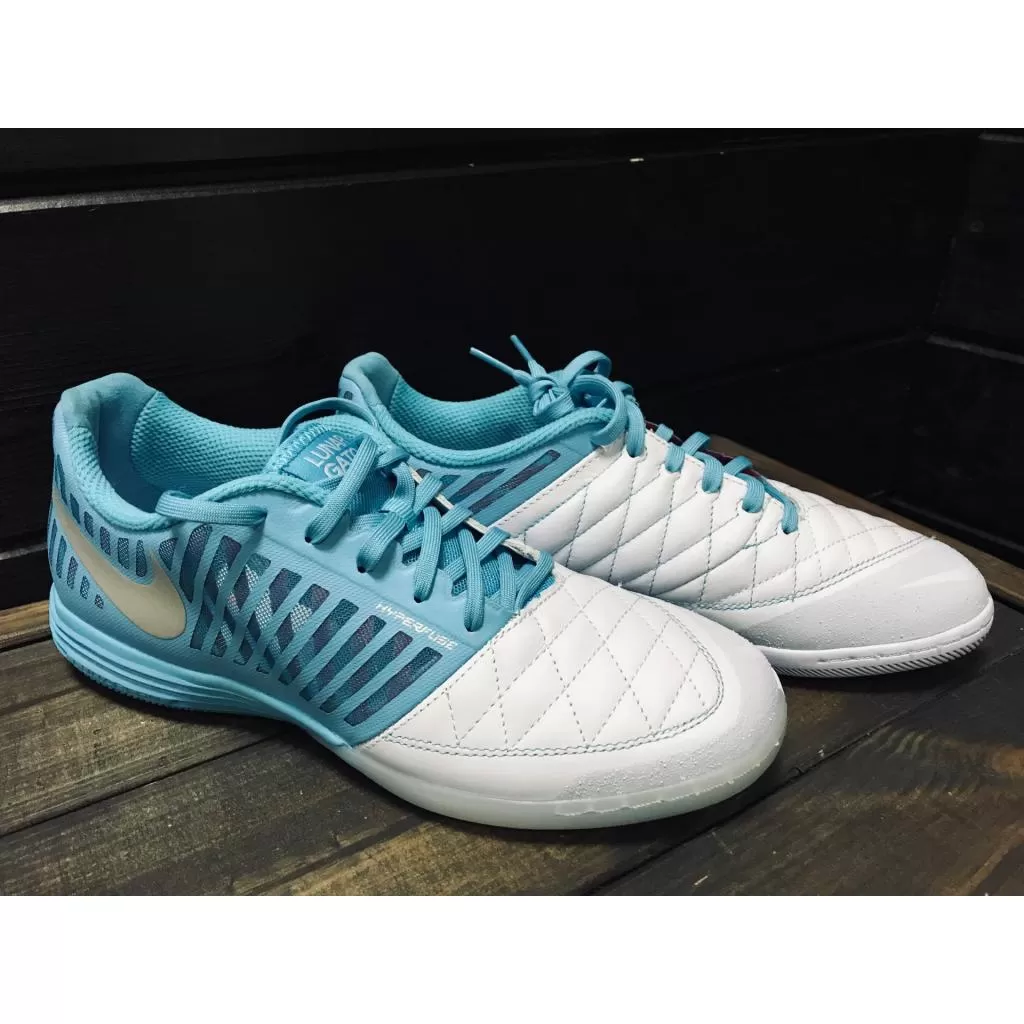 Футзалки профессиональные Nike Lunargato II Indoor